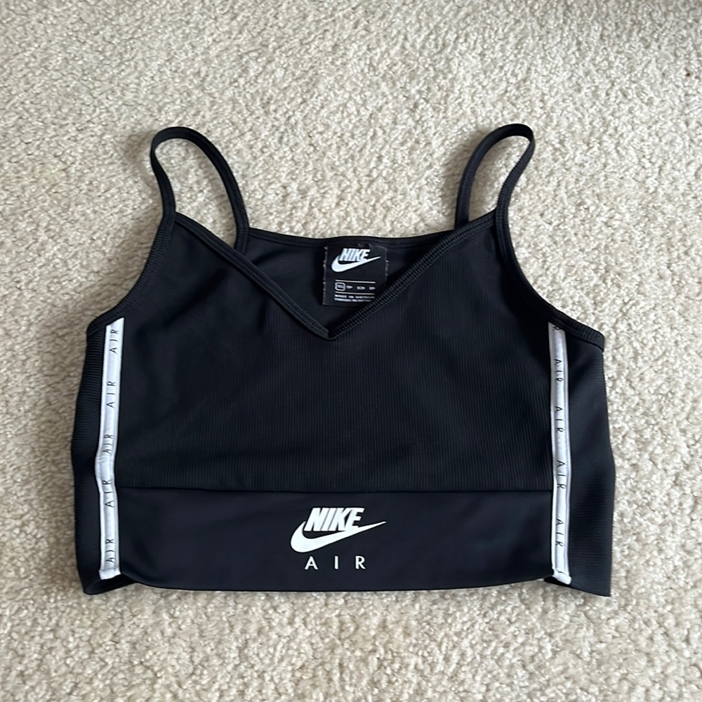 nike crop top